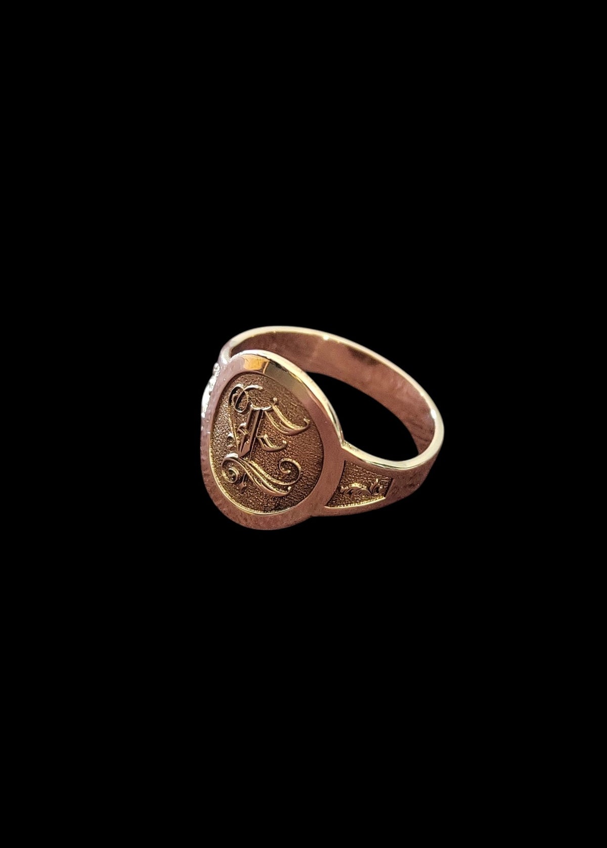 Anillo Legado