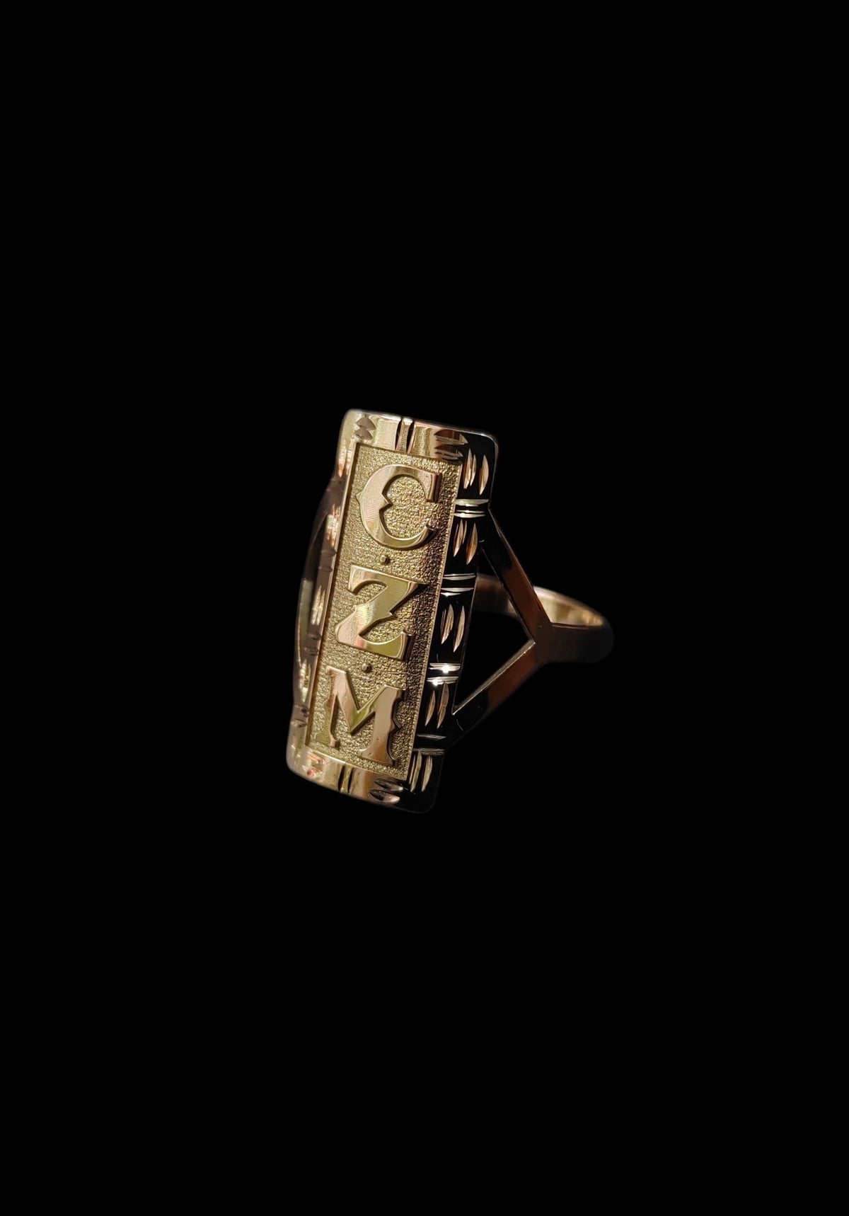 Anillo Titan S